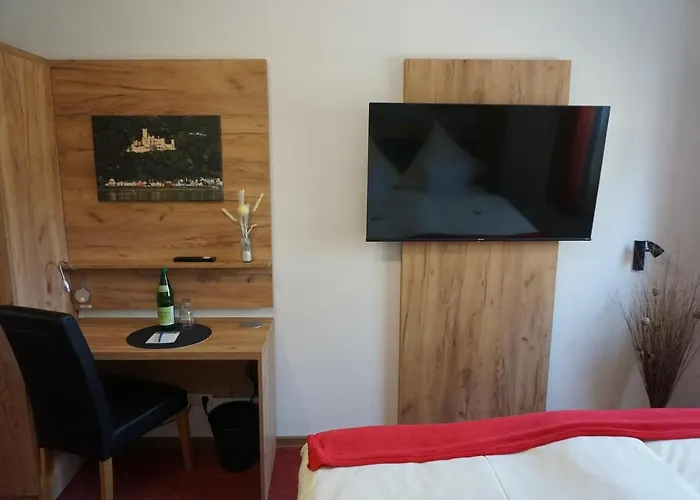 扬凡韦特酒店 酒店