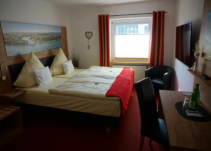 Jan Werth * Koblenz (Rhineland-Palatinate)