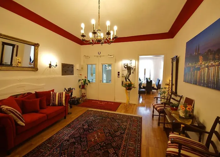 扬凡韦特酒店 酒店 *